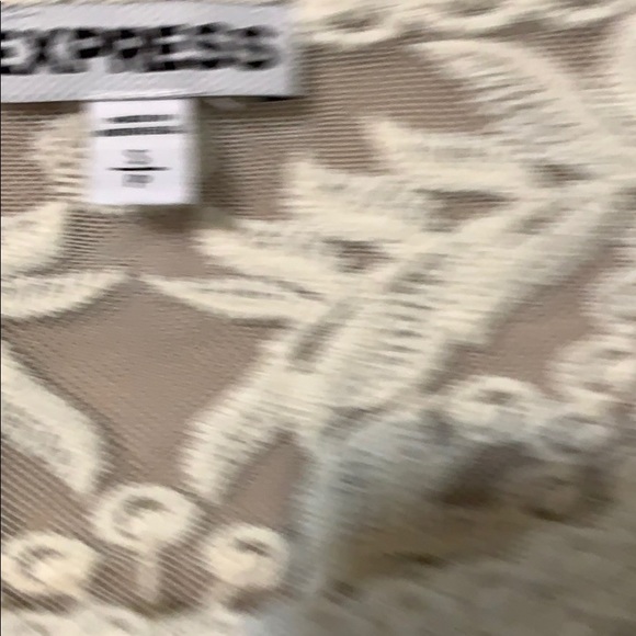 Express SP Simply Beautiful White Lace Top - Picture 7 of 7